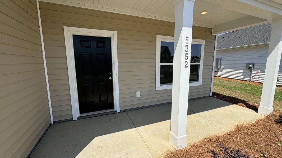 Exterior details and patio area of a home in Watson Hill, Summerville (Image 22).