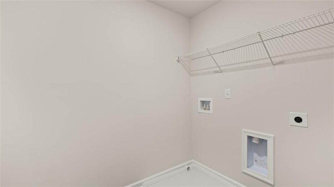 Spacious, unfurnished interior of a new home in Echo Glen, Stockbridge (Image 42).