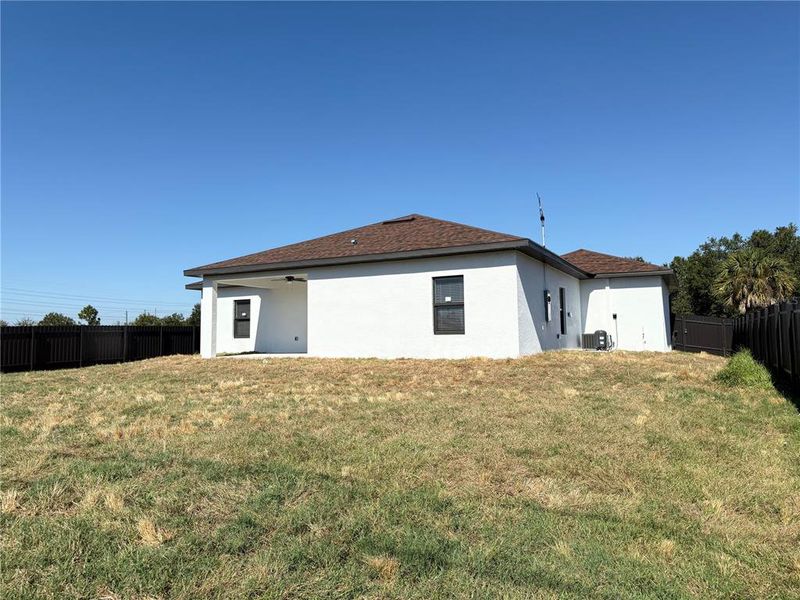 Exterior details and patio area of a home in , Punta Gorda (Image 13).