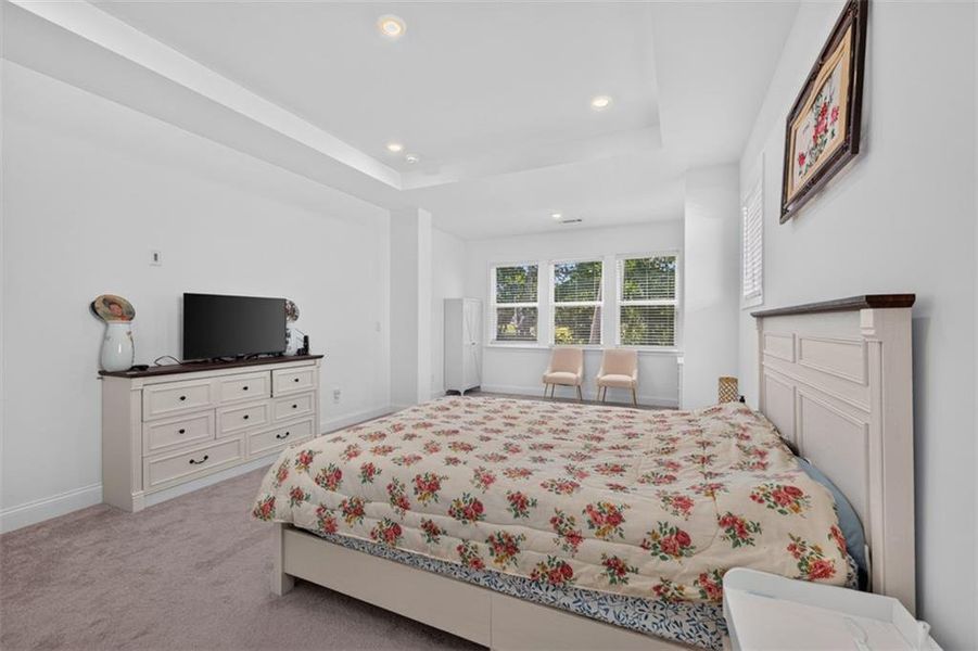 Furnished interior view inside a new home in Bailey Fence, Dacula (Image 39).