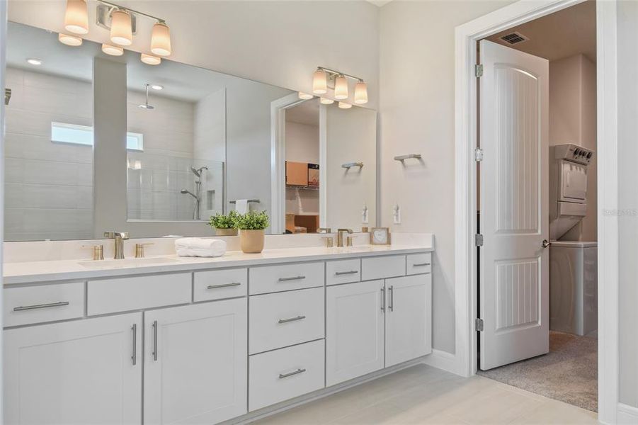 Double Sinks Washer and Dryer in Your Master Closet