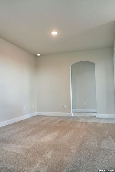 Spacious, unfurnished interior of a new home in Morgan Meadows, San Antonio (Image 4).