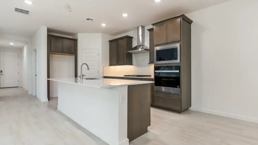 Furnished interior view inside a new home in Aloravita, Peoria (Image 7).