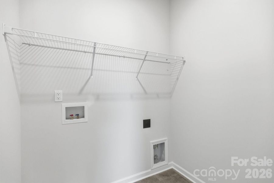Spacious, unfurnished interior of a new home in Catawba Trace, Catawba (Image 22).