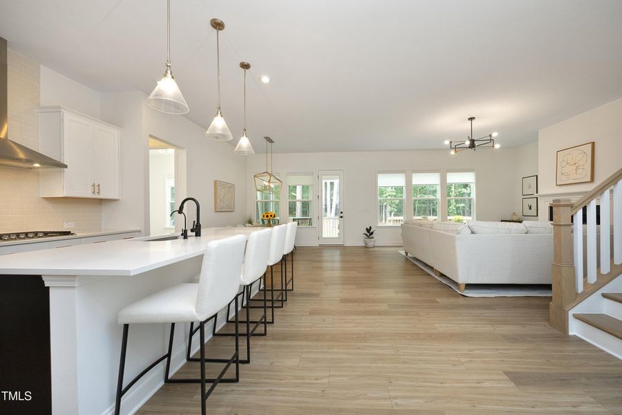 170 2 LivingAreas 170 2 LivingAreas