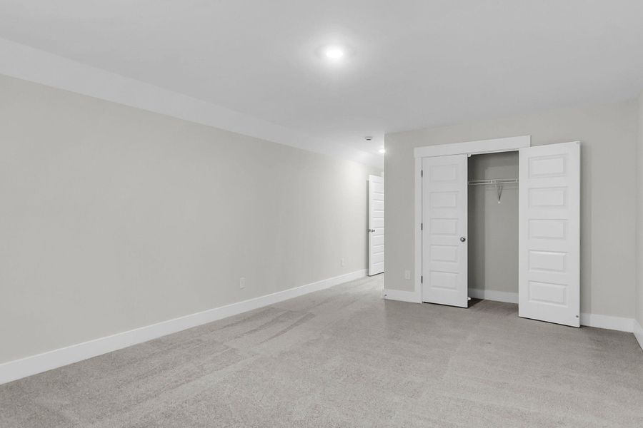Spacious, unfurnished interior of a new home in Lochton, Summerville (Image 36). Spacious, unfurnished interior of a new home in Lochton, Summerville (Image 36).