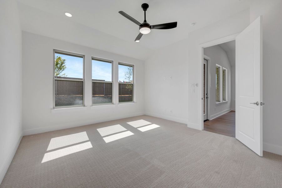 Spacious, unfurnished interior of a new home in LaPrelle, Haslet (Image 21).