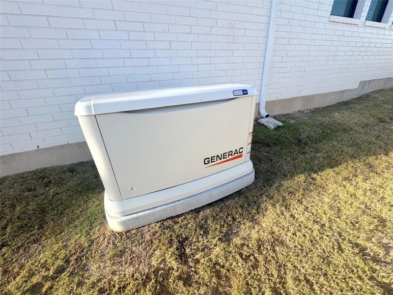 Whole Home Generac Generator 26kw (gas)