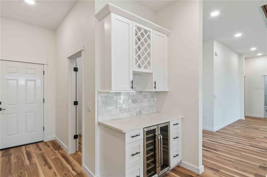 Furnished interior view inside a new home in , Punta Gorda (Image 40).