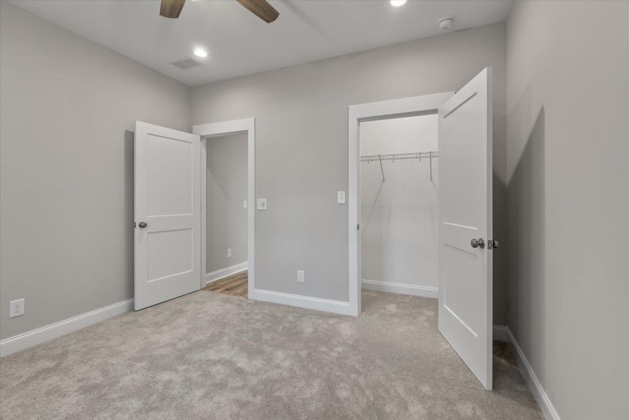 Spacious, unfurnished interior of a new home in , North Charleston (Image 24).