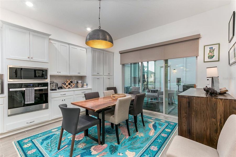 dining area off kitchen