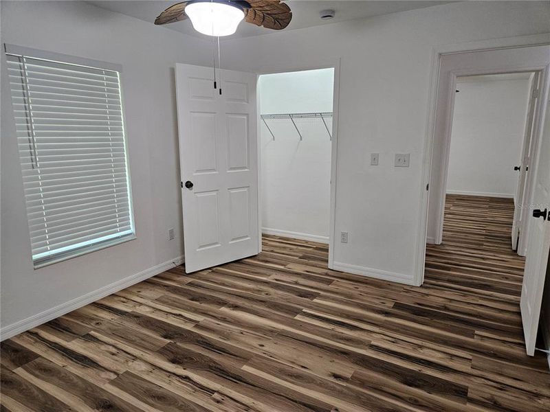 Spacious, unfurnished interior of a new home in , Williston (Image 27).