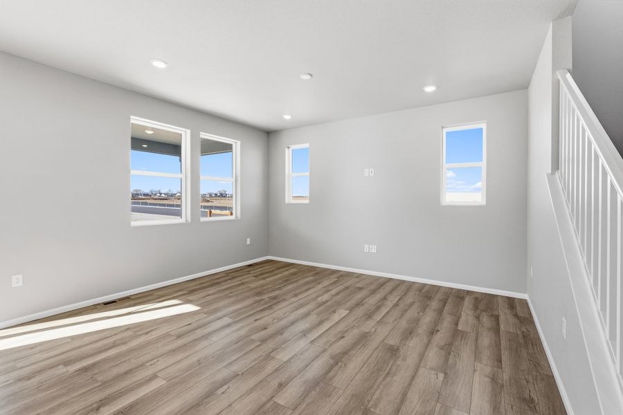 Spacious, unfurnished interior of a new home in Talon Pointe, Thornton (Image 11).