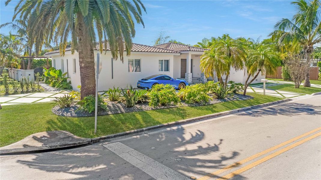 Image 44 of a home in .