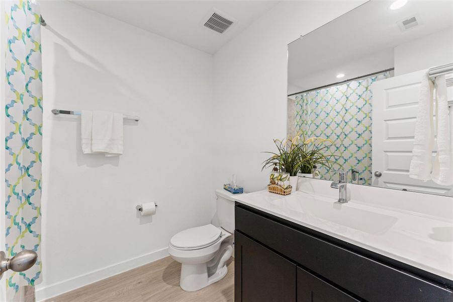 Furnished interior view inside a new home in Sorrento, Richmond (Image 7).
