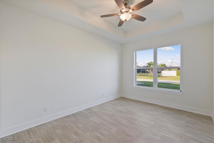 Spacious, unfurnished interior of a new home in Cape Coral, Cape Coral (Image 32). Spacious, unfurnished interior of a new home in Cape Coral, Cape Coral (Image 32).