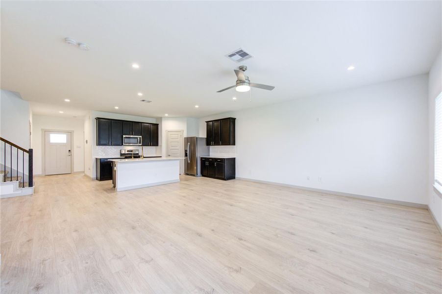 Spacious, unfurnished interior of a new home in , Katy (Image 37). Spacious, unfurnished interior of a new home in , Katy (Image 37).