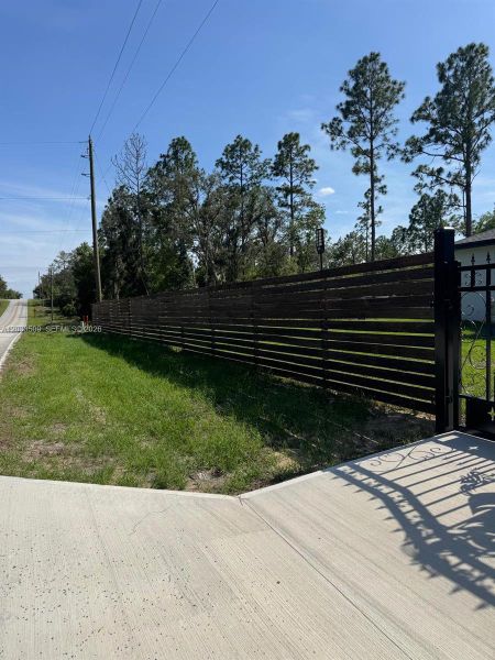 Natural landscape and outdoor views near in Dunnellon (Image 27). Natural landscape and outdoor views near in Dunnellon (Image 27).