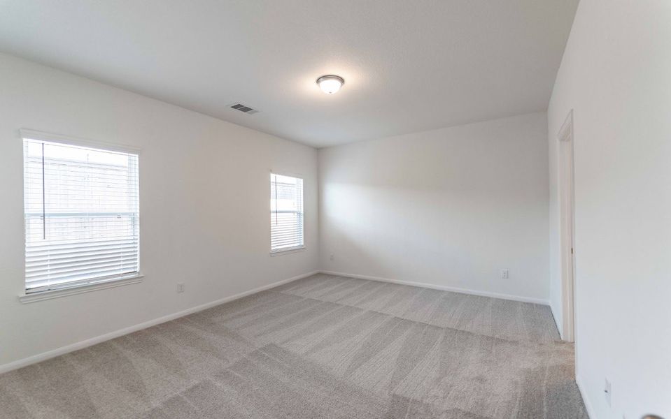 Spacious, unfurnished interior of a new home in The Reserve at Huntsville, Huntsville (Image 31).