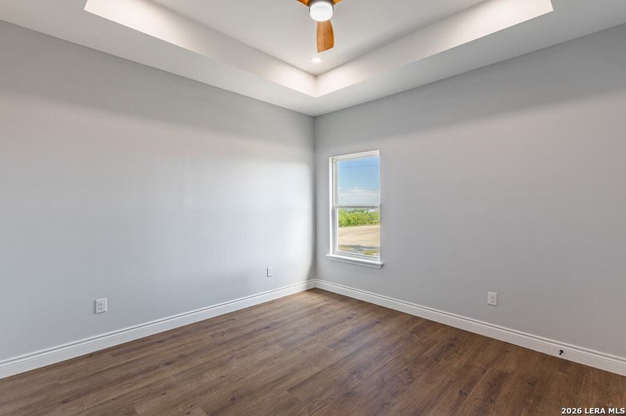 Spacious, unfurnished interior of a new home in , Harlingen (Image 53).