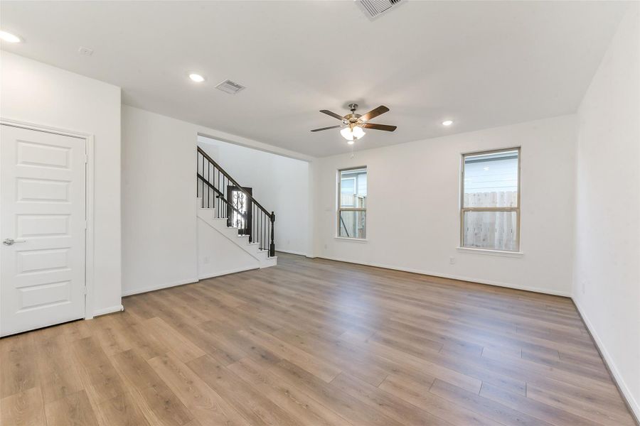 Spacious, unfurnished interior of a new home in Colony at Pinehurst, Pinehurst (Image 28). Spacious, unfurnished interior of a new home in Colony at Pinehurst, Pinehurst (Image 28).