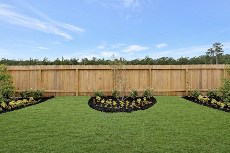 Amazing backyard with lush landscaping!