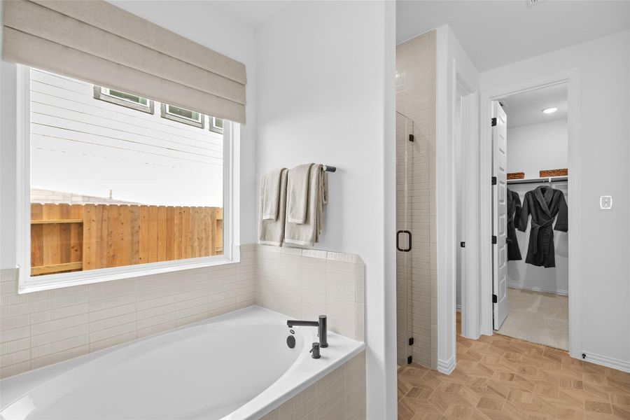 Furnished interior view inside a new home in River Ranch, Dayton (Image 39).