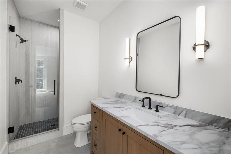 Furnished interior view inside a new home in , Roswell (Image 37).