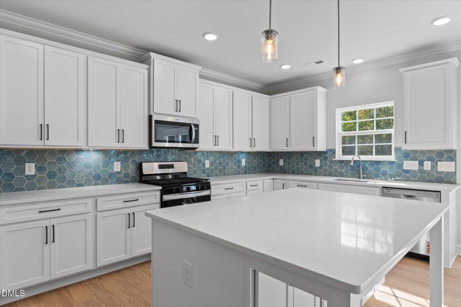 14-5504 Jaeger Drive Kitchen 4 14-5504 Jaeger Drive Kitchen 4