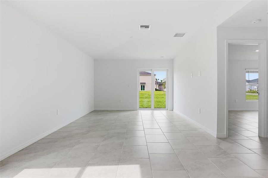 Spacious, unfurnished interior of a new home in Lennar at Turnleaf, Punta Gorda (Image 29). Spacious, unfurnished interior of a new home in Lennar at Turnleaf, Punta Gorda (Image 29).