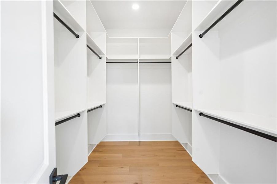 Spacious, unfurnished interior of a new home in , Buford (Image 46).