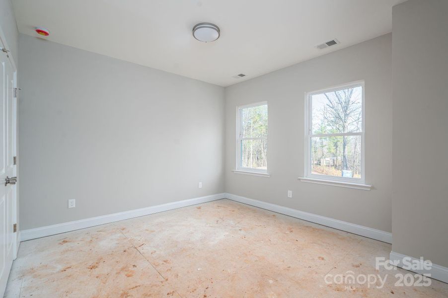 Image 32 of a home in .