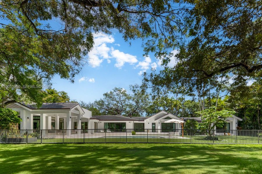 Image 62 of a home in .