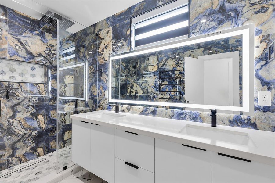 Furnished interior view inside a new home in , Key Largo (Image 6).