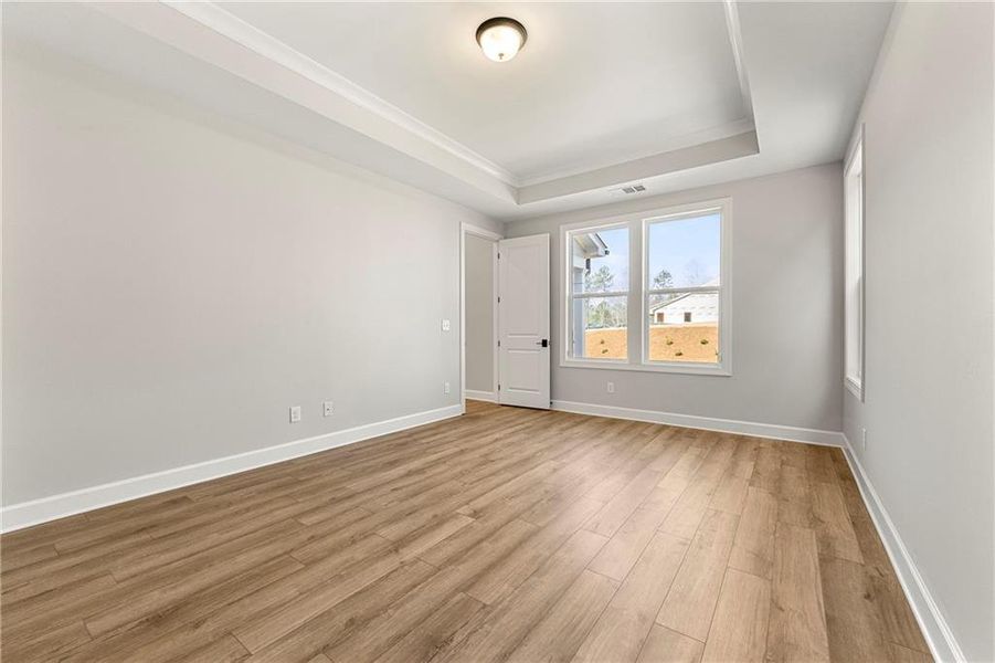 Spacious, unfurnished interior of a new home in Cresswind Georgia at Twin Lakes, Hoschton (Image 20).
