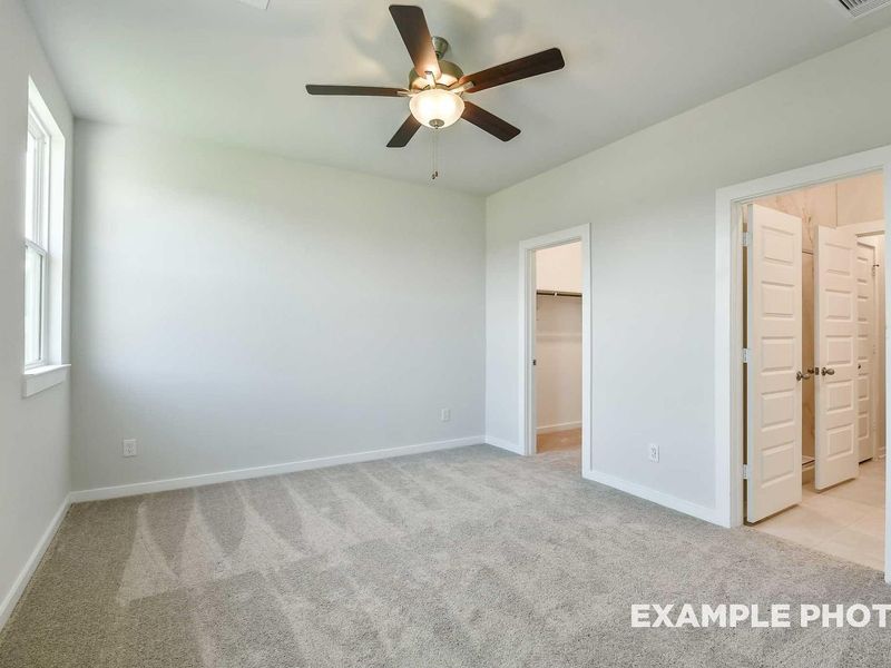 Spacious, unfurnished interior of a new home in Spring Branch Crossing, Conroe (Image 19).