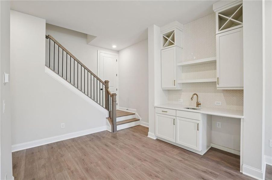 Image 50 of a home in Waterside Townhomes.