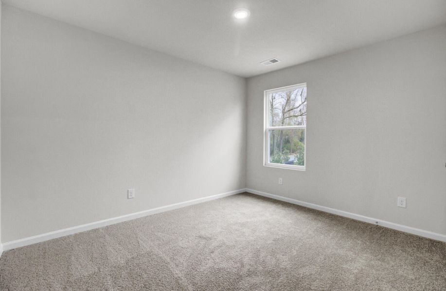 Spacious, unfurnished interior of a new home in , Ladson (Image 33).