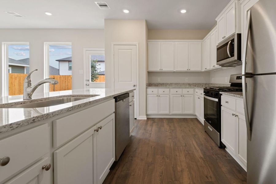 Furnished interior view inside a new home in Magnolia Woods, Magnolia (Image 7).