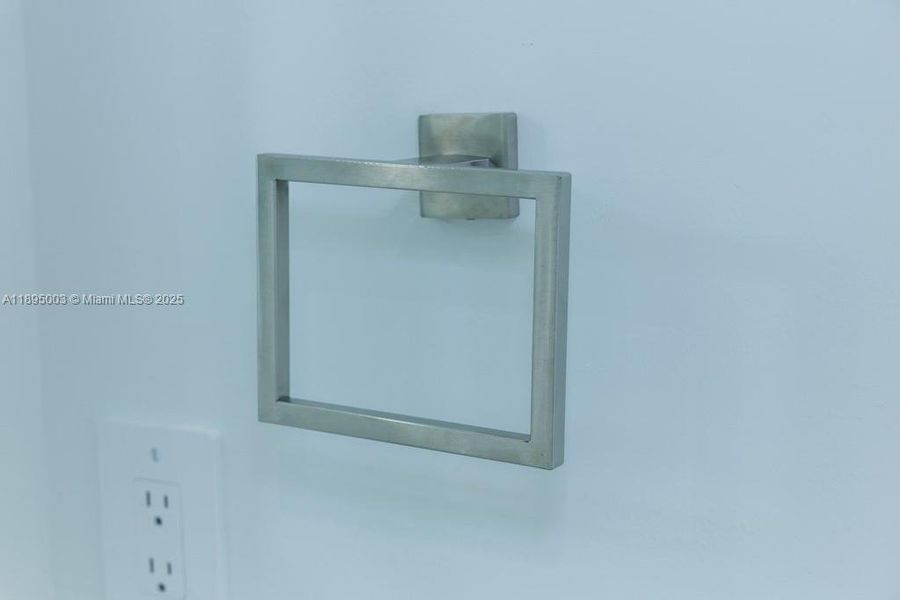 Image 73 of a home in .