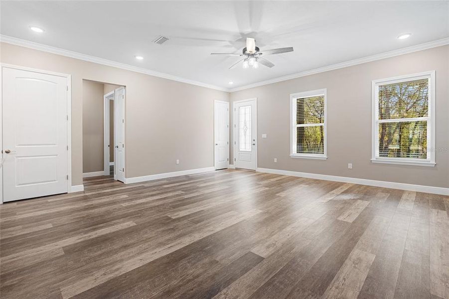 Spacious, unfurnished interior of a new home in , Inverness (Image 28).