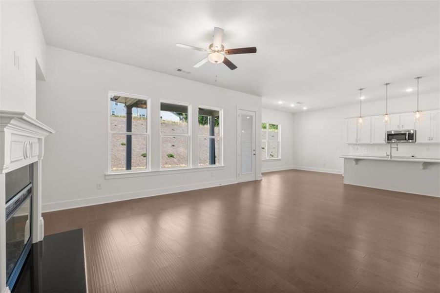 Spacious, unfurnished interior of a new home in Traditions of Braselton, Jefferson (Image 24). Spacious, unfurnished interior of a new home in Traditions of Braselton, Jefferson (Image 24).