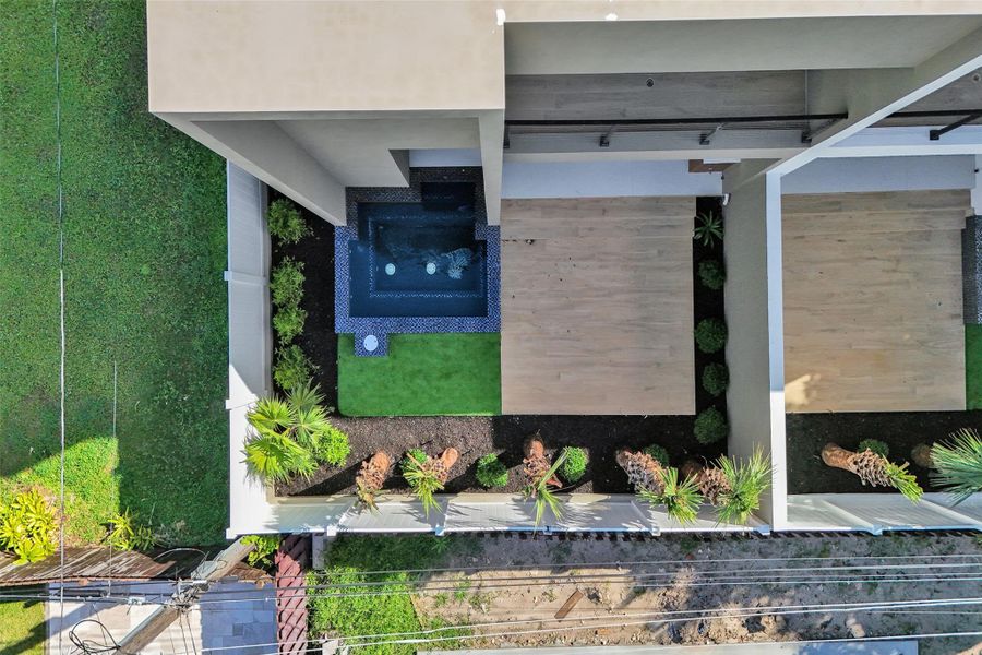 Exterior details and patio area of a home in , Fort Lauderdale (Image 39). Exterior details and patio area of a home in , Fort Lauderdale (Image 39).