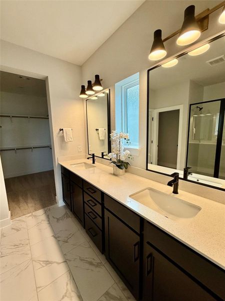 Owner's Bathroom (Staged) Owner's Bathroom (Staged)