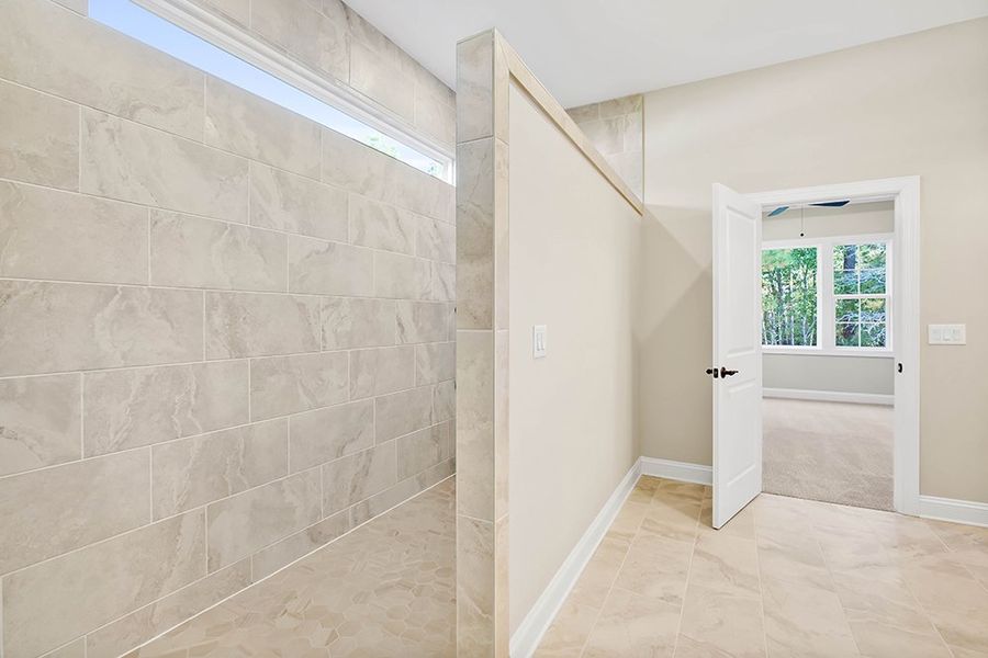 Cruz Bay, Master Bathroom