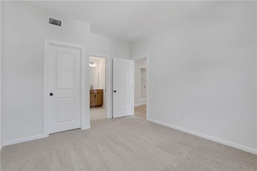 Spacious, unfurnished interior of a new home in Wisteria at GreenHouse, Marietta (Image 27).