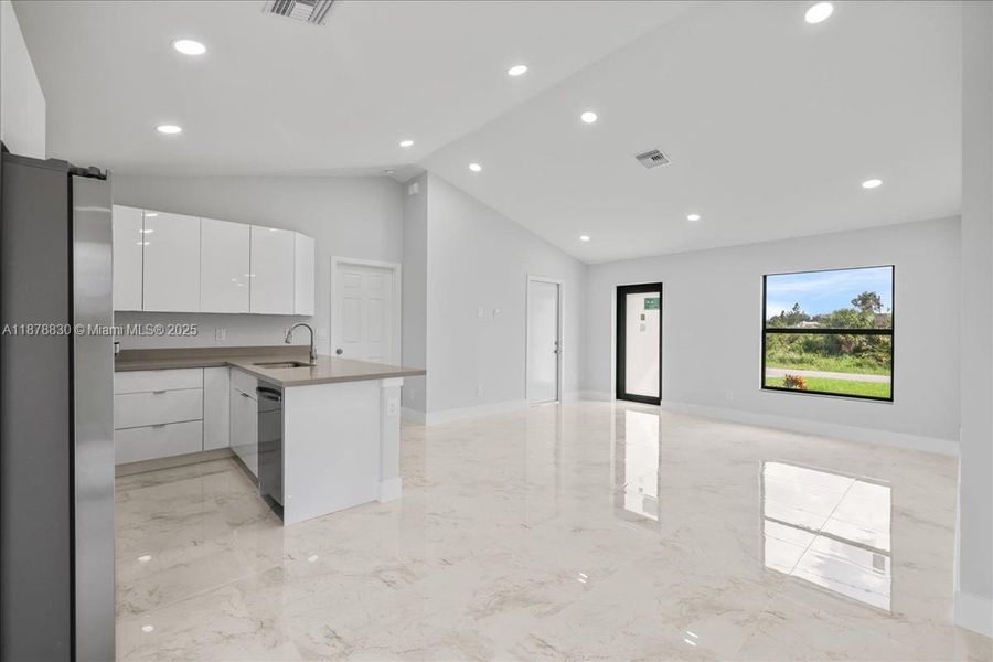Furnished interior view inside a new home in , Lehigh Acres (Image 10).