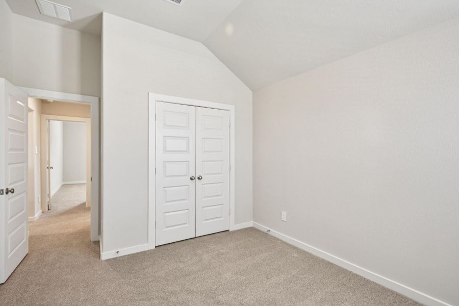 Photo is not of the actual home, but is an inspirational photo of builder’s model home and may depict options, furnishings, and/or decorator features that are not included Photo is not of the actual home, but is an inspirational photo of builder’s model home and may depict options, furnishings, and/or decorator features that are not included