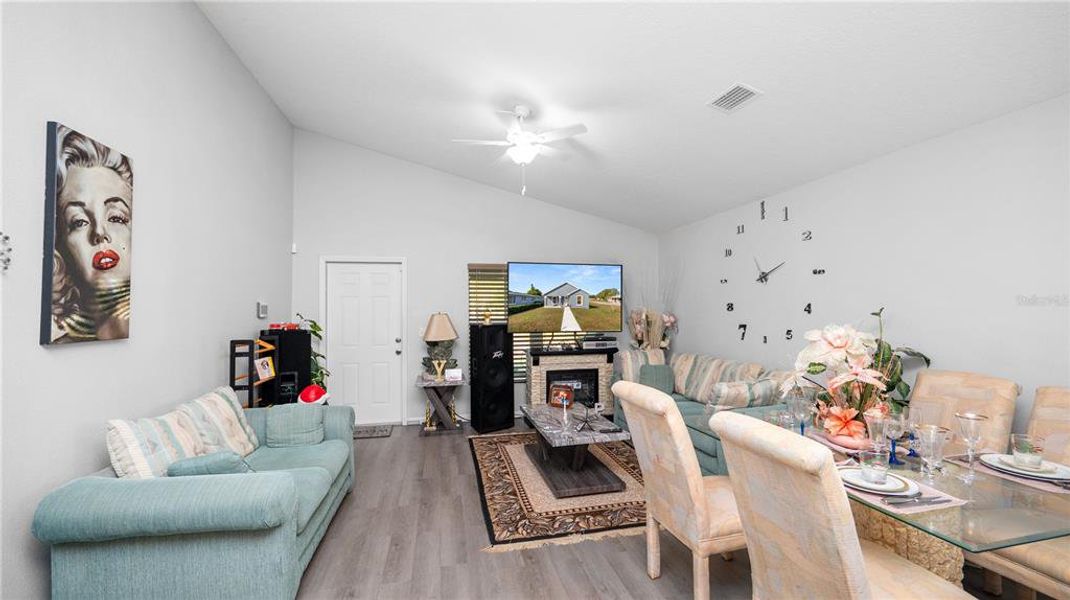 Furnished interior view inside a new home in , Lake Wales (Image 7).