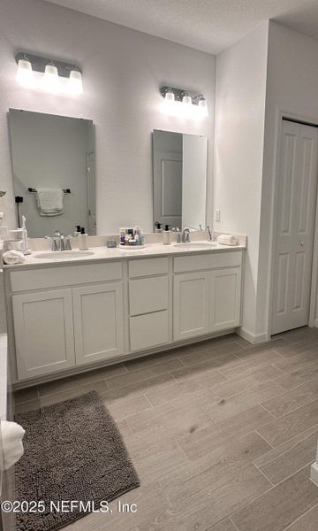 Furnished interior view inside a new home in Seaton Creek: Seaton Creek 50s, Jacksonville (Image 11). Furnished interior view inside a new home in Seaton Creek: Seaton Creek 50s, Jacksonville (Image 11).